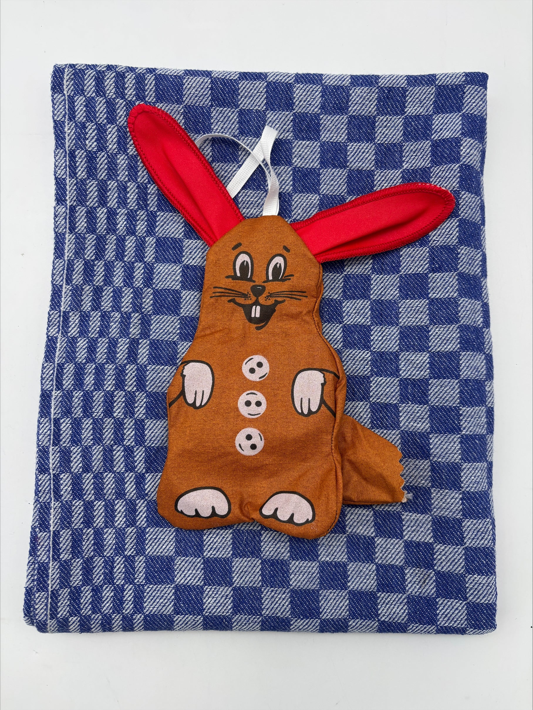 Leinendarm Hase mit roten Ohren ca. 550g